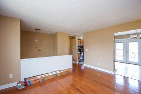 1065 Saddleback Dr, Batavia, OH 45103 photo 3