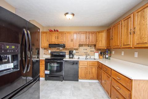 1065 Saddleback Dr, Batavia, OH 45103 photo 6
