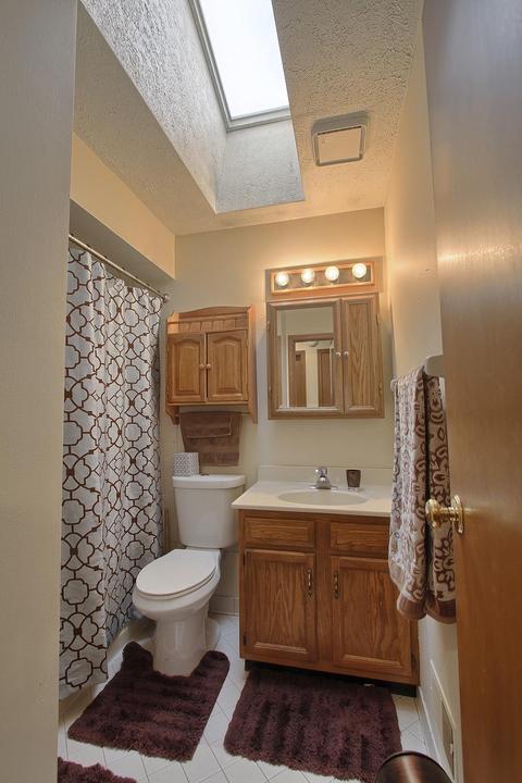 10049 Hamilton Ave, Cincinnati, OH 45231 photo 15