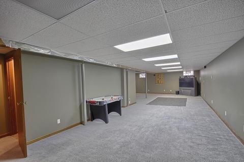 10049 Hamilton Ave, Cincinnati, OH 45231 photo 6
