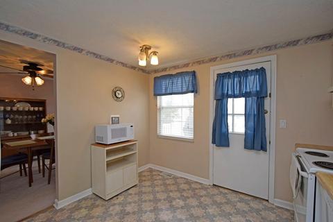 2122 Galloway Ct, Cincinnati, OH 45240 photo 8