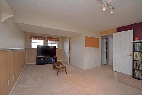 2122 Galloway Ct, Cincinnati, OH 45240 photo 17