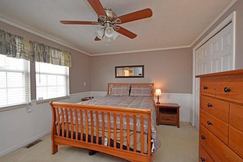 2122 Galloway Ct, Cincinnati, OH 45240 photo 9