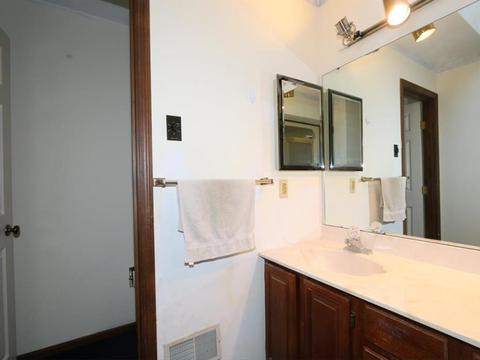 2559 Devils Backbone Rd, Cincinnati, OH 45233 photo 15