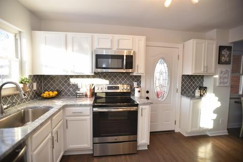8407 Wicklow Ave, Cincinnati, OH 45236 photo 2