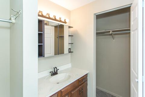 4253 Copperfield Ln, Cincinnati, OH 45238 photo 14