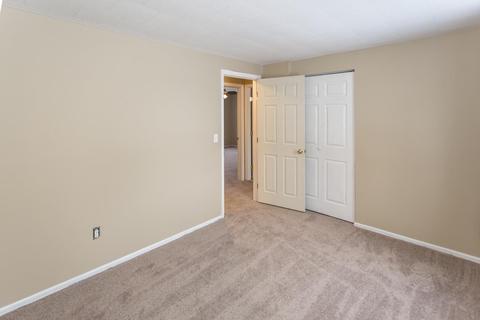 4253 Copperfield Ln, Cincinnati, OH 45238 photo 8