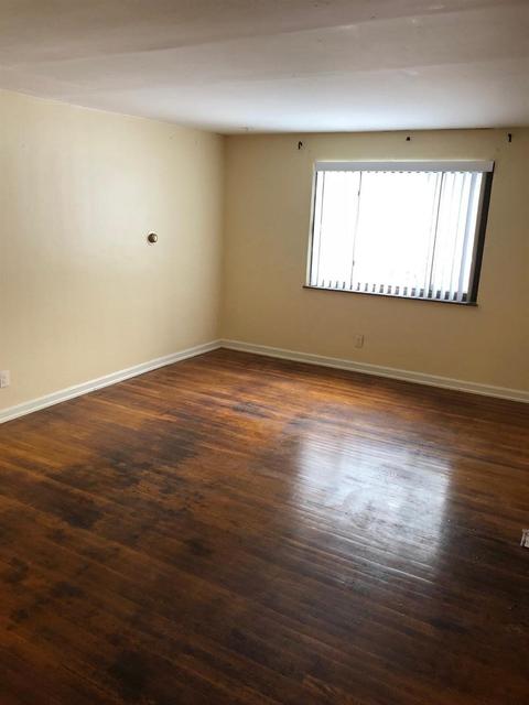 6013 Yosemite Dr, Cincinnati, OH 45237 photo 3