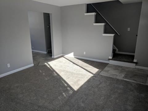 2438 Garrison Dr, Cincinnati, OH 45231 photo 6
