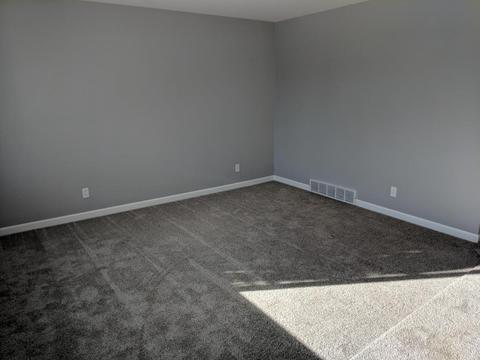 2438 Garrison Dr, Cincinnati, OH 45231 photo 5