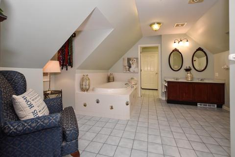 1004 Galbraith Rd, Cincinnati, OH 45231 photo 15