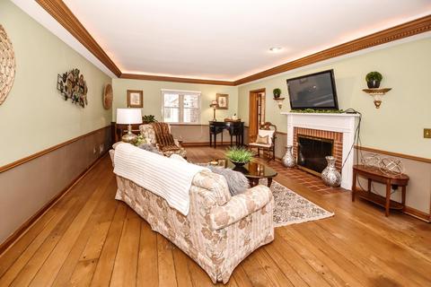 1004 Galbraith Rd, Cincinnati, OH 45231 photo 3