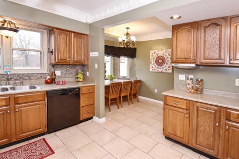 1004 Galbraith Rd, Cincinnati, OH 45231 photo 6