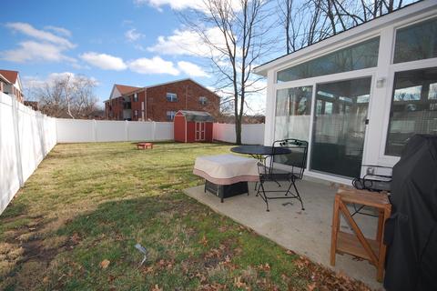 8300 Bobolink Dr, Cincinnati, OH 45231 photo 33