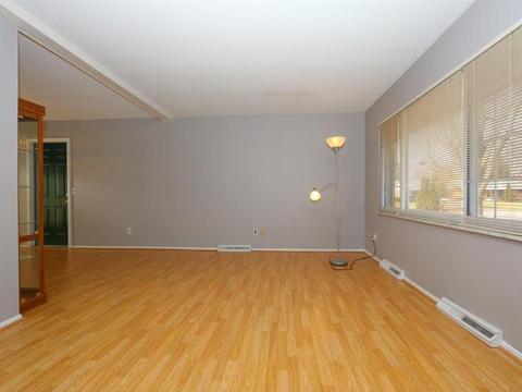 755 Christopal Dr, Cincinnati, OH 45231 photo 3