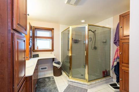 7452 Gracely Dr, Cincinnati, OH 45233 photo 16
