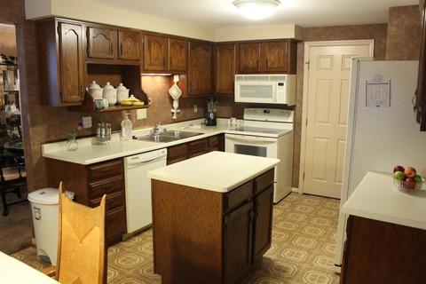 9626 Pepper Cir, Cincinnati, OH 45231 photo 2