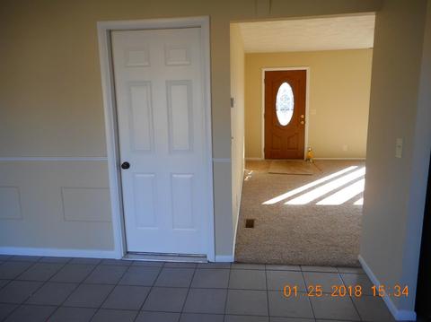 2350 Impala Dr, Cincinnati, OH 45231 photo 4