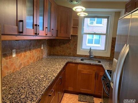 9072 Ridgeway Close, Cincinnati, OH 45236 photo 6