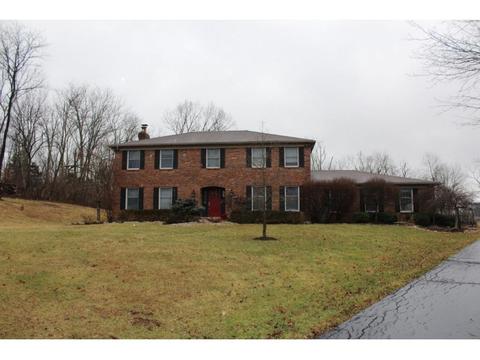 2456 Devils Backbone Rd, Cincinnati, OH 45233 photo 1