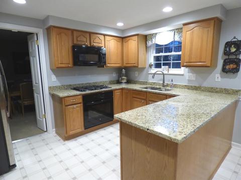 7364 Wallingford Dr, Cincinnati, OH 45244 photo 10