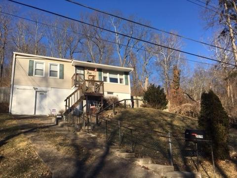 2079 Harkness St, Cincinnati, OH 45225 photo 1