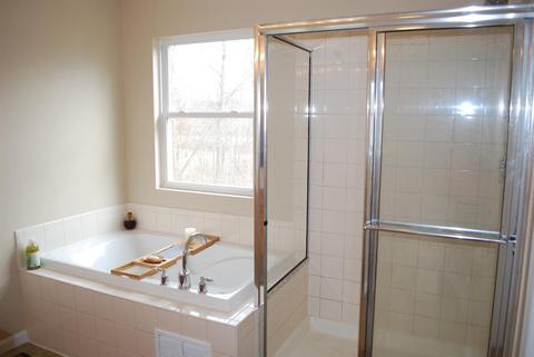 892 Anson Dr, Cincinnati, OH 45245 photo 19