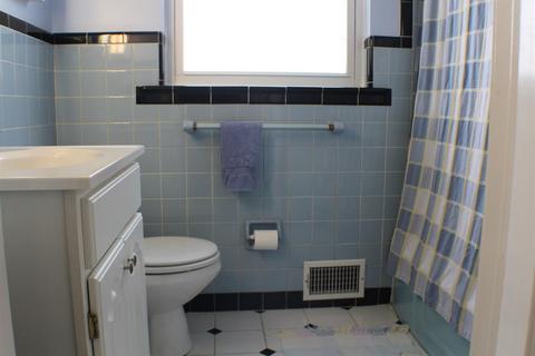 9982 Lakeside Dr, Cincinnati, OH 45231 photo 14
