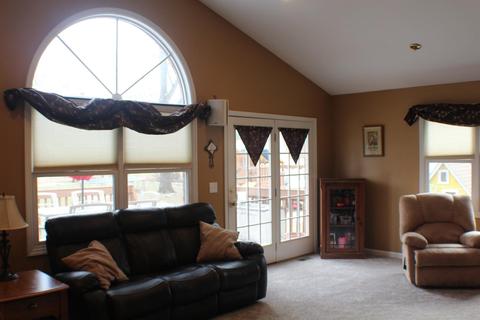 9982 Lakeside Dr, Cincinnati, OH 45231 photo 10