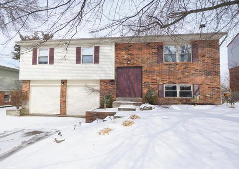 1802 Fallbrook Ln, Cincinnati, OH 45240 photo 1