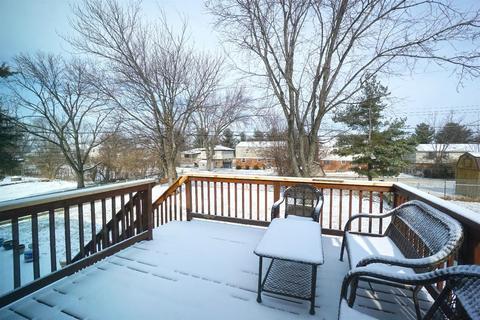 1802 Fallbrook Ln, Cincinnati, OH 45240 photo 9