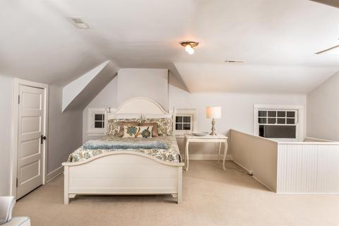 43 Arcadia Pl, Cincinnati, OH 45208 photo 16