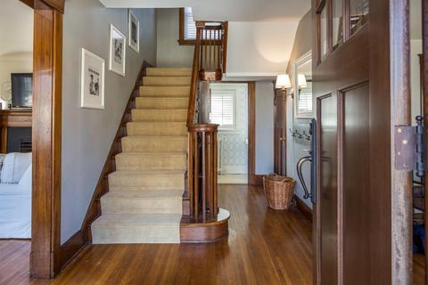 43 Arcadia Pl, Cincinnati, OH 45208 photo 4