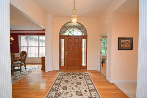 3348 Michelles Whisper, Cincinnati, OH 45245 photo 2