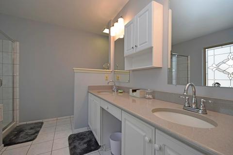 604 Legendary Ln, Cincinnati, OH 45255 photo 17