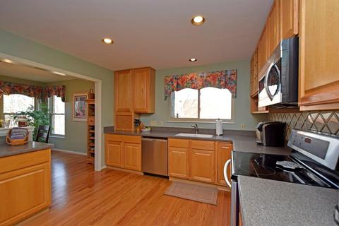 604 Legendary Ln, Cincinnati, OH 45255 photo 6