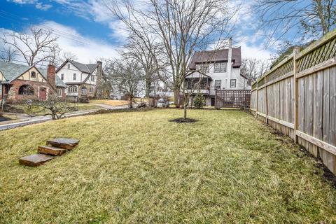 1014 Crest Cir, Cincinnati, OH 45208 photo 22