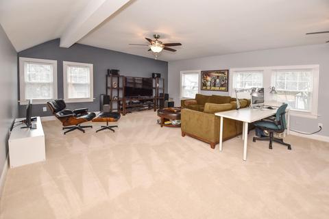 1014 Crest Cir, Cincinnati, OH 45208 photo 18