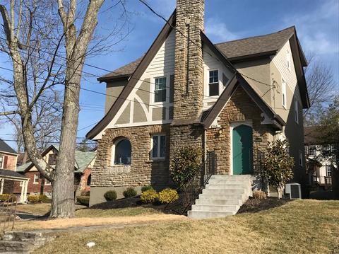 1014 Crest Cir, Cincinnati, OH 45208 photo 2