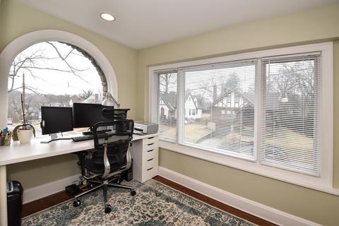 1014 Crest Cir, Cincinnati, OH 45208 photo 7