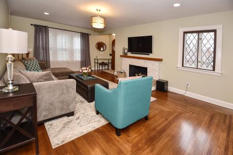 1014 Crest Cir, Cincinnati, OH 45208 photo 6