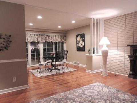 2588 Beechmar Dr, Cincinnati, OH 45230 photo 5