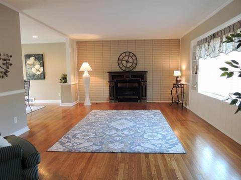 2588 Beechmar Dr, Cincinnati, OH 45230 photo 6