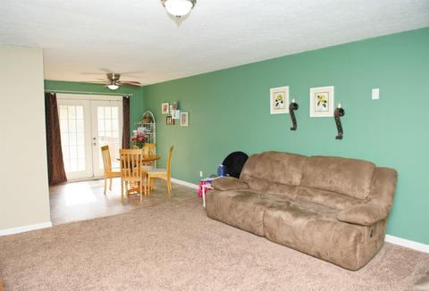 11 Timberline Ct, Cleves, OH 45002 photo 3