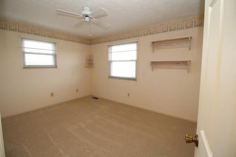2002 Broadhurst Ave, Cincinnati, OH 45240 photo 14