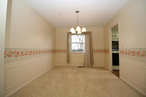 2002 Broadhurst Ave, Cincinnati, OH 45240 photo 5