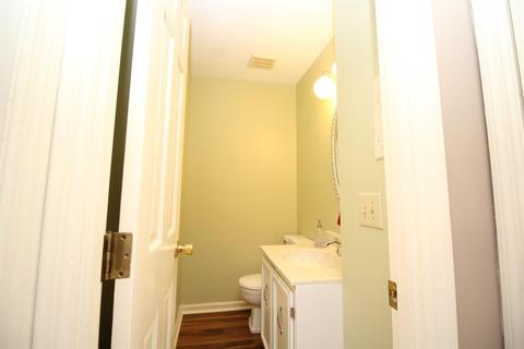 2002 Broadhurst Ave, Cincinnati, OH 45240 photo 18
