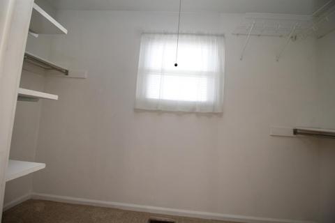 2002 Broadhurst Ave, Cincinnati, OH 45240 photo 13