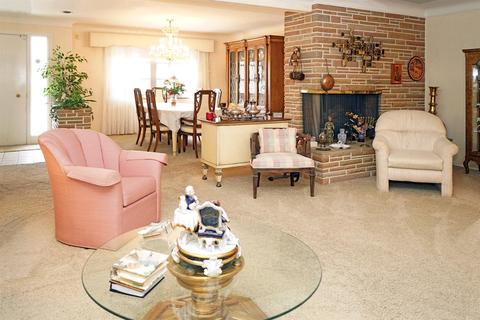 8560 Oakside Ct, Cincinnati, OH 45236 photo 4