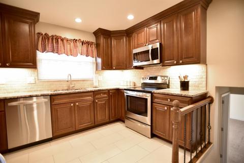 979 Twincrest Ct, Cincinnati, OH 45231 photo 11